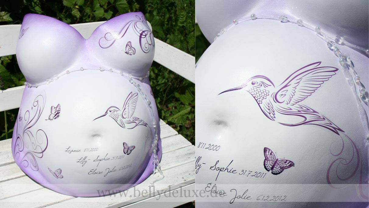 Gipsabdruck Babybauch lila mit Kolibri und Ornamenten Motivfolie