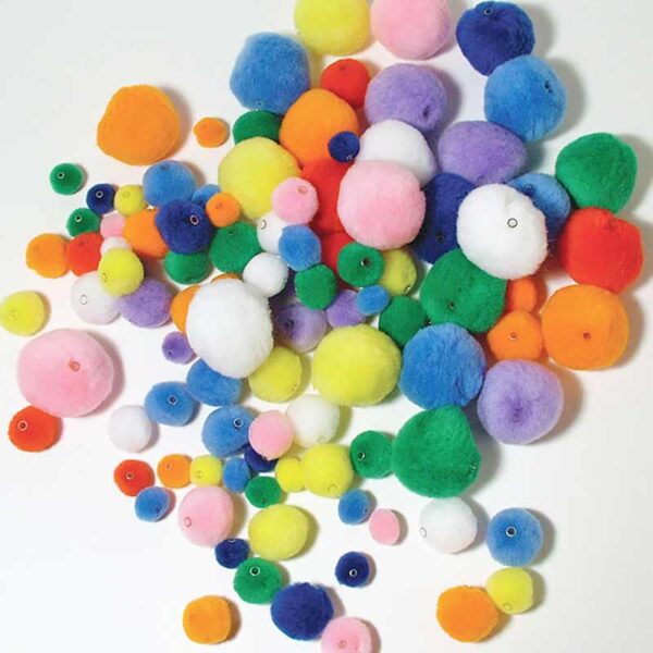Bunte Pompons zum Auffädeln