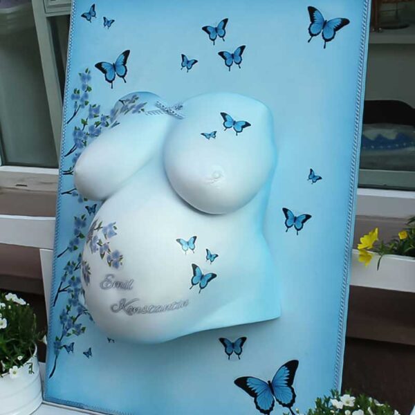 Gipsabdruck Babybauch blau mit Kirschblüten und Schmetterlingen