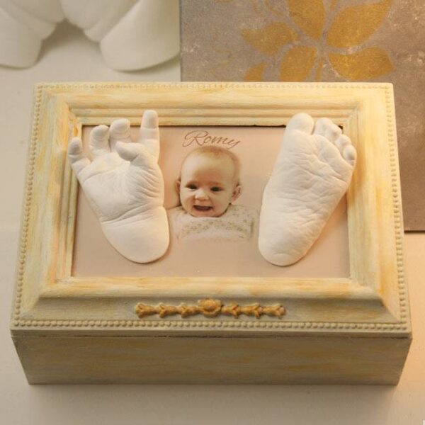 Baby Erinnerungsbox mit 3d Handabdruck Fussabdruck