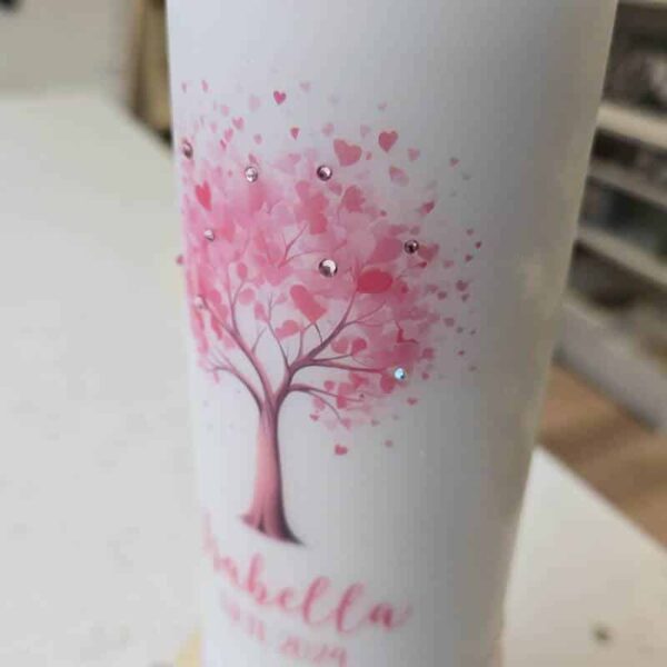 Kerzenfolie mit einem Baum aus Herzen