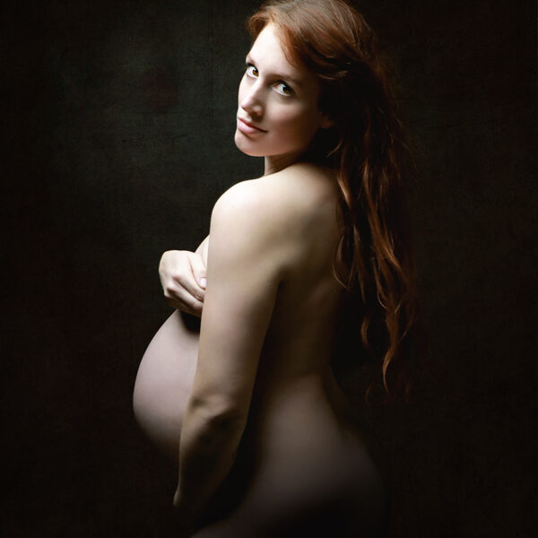 Schlichte Schwangerschaftsfotografie im Fotostudio Karlsruhe