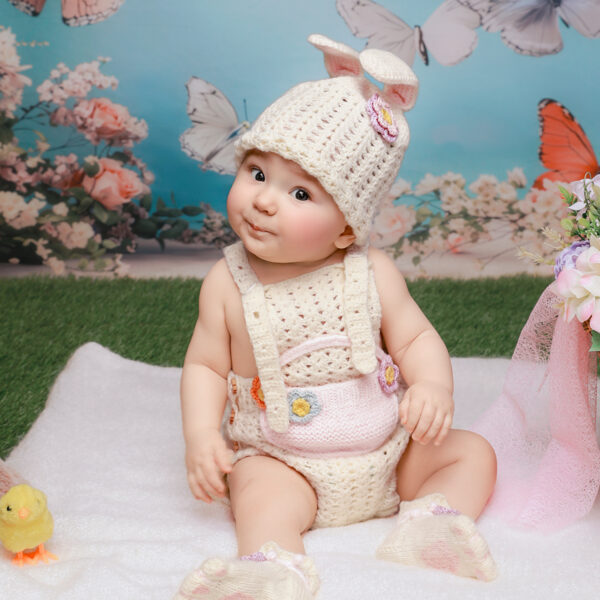 7 Monate Baby beim Oster Fotoshooting in Karlsruhe Atelier Stolzenburg